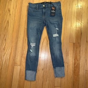 Hollister Cropped Skinny Jeans Ripped